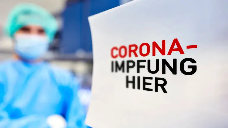 Frühere Impfung für Menschen mit Diabetes: DDG und diabetesDE begrüßen Änderung der Impfverordnung | Foto: Robert Kneschke – stock.adobe.com