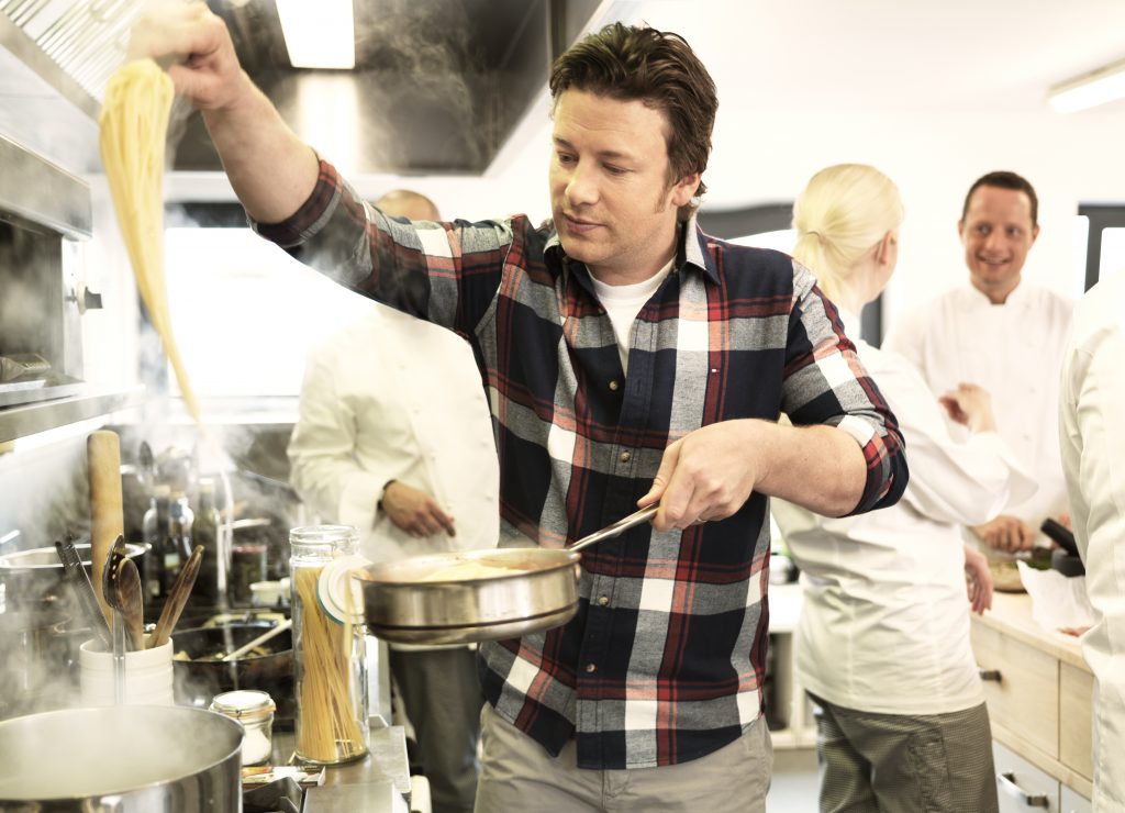 Werbebeschränkungen: Jamie Oliver will auch in Deutschland Kinder schützen