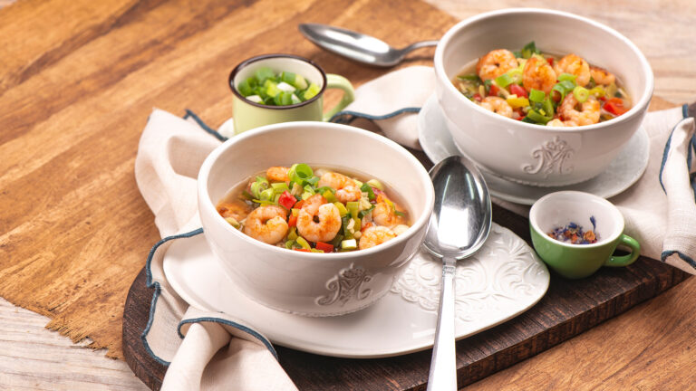 Rezept für Gemüsesuppe mit Reis und Tee | Foto: MedTriX / Bernhard und Gabi Kölsch