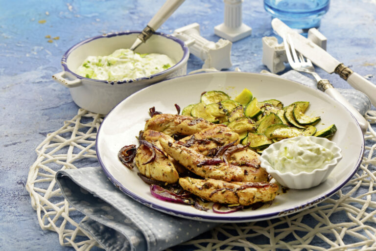 Rezept für Griechisches Gyros mit-Zaziki – Ernährung im Urlaub - Gut vorbereitet auf Reisen mit Diabetes