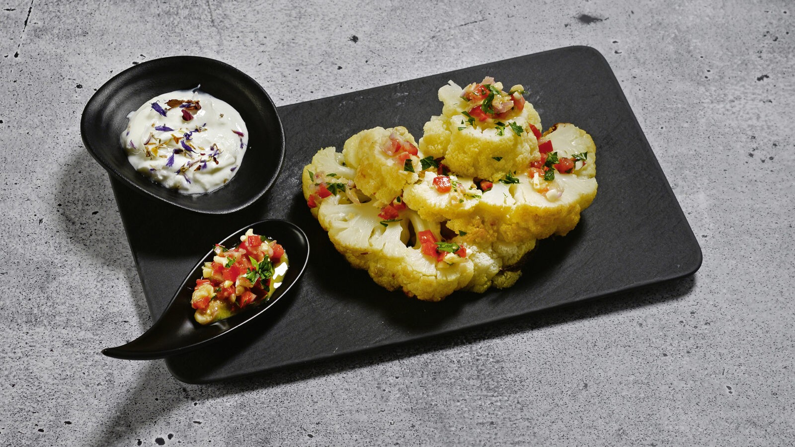 Rezept: Gerösteter Blumenkohl mit Chili-Knoblauch-Soße – Diabetes-Anker