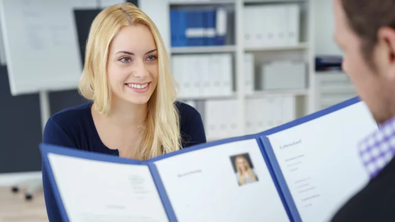 Beruf, Führerschein, Versicherungen: Wann soll man den Diabetes nennen, wann nicht? | Foto: contrastwerkstatt – stock.adobe.com