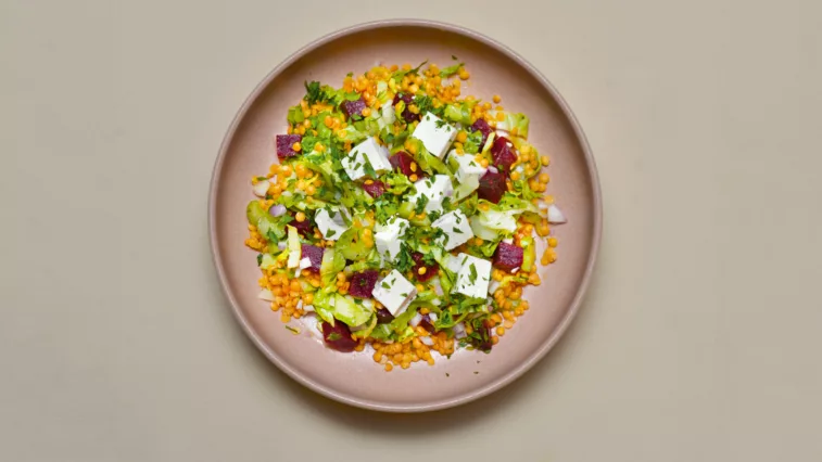 Rezept für Endiviensalat mit roten Linsen | Foto: MedTriX/Bernhard und Gabi Kölsch