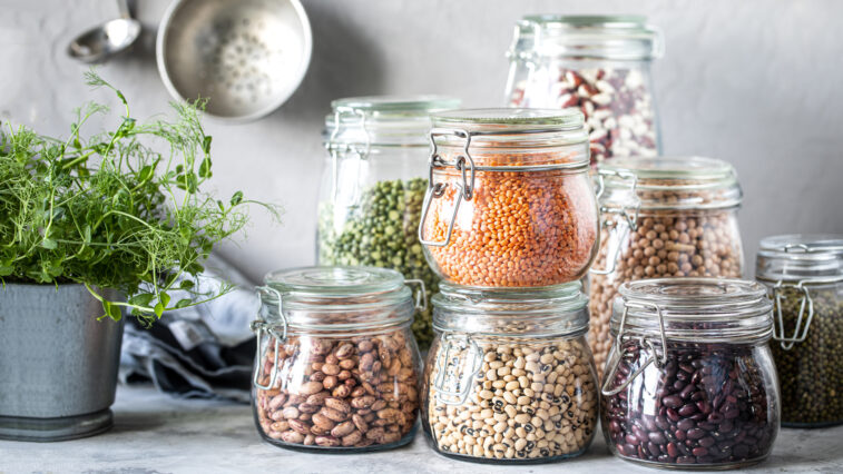 Satt und Blutzucker in Balance: Warum Hülsenfrüchte (gerade bei Diabetes) auf jeden Teller gehören | Foto: Karina Klachuk – stock.adobe.com