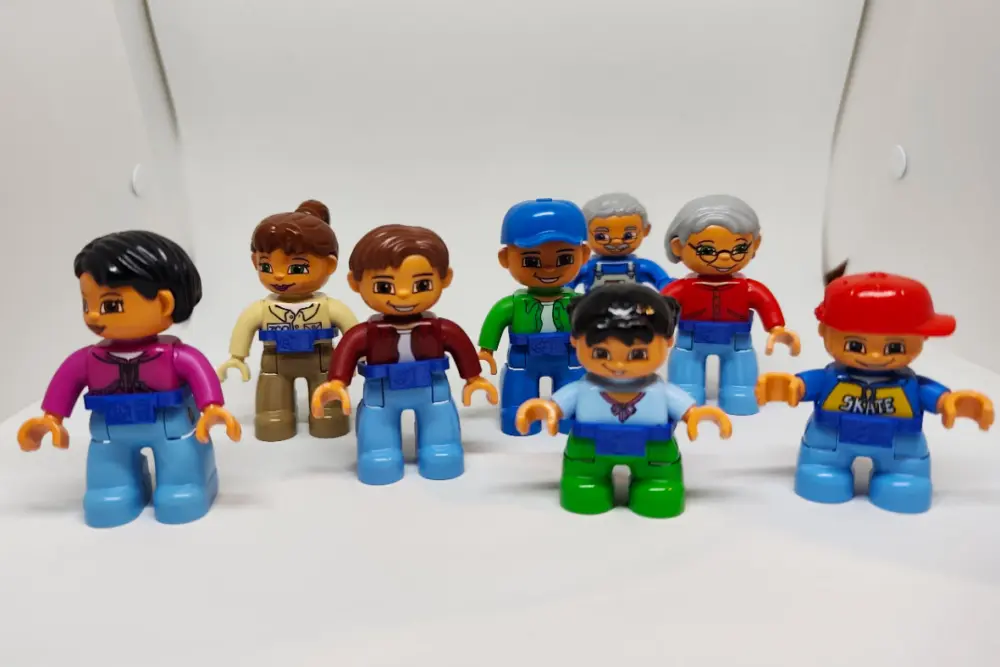 Duplo-Figuren mit Insulinpumpen