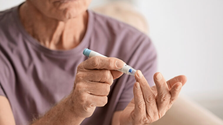 Testosteron-Mangel und Typ-2-Diabetes: Männer mit Typ-2-Diabetes sollten ihren Testosteron-Wert kennen | Foto: Africa Studio – stock.adobe.com