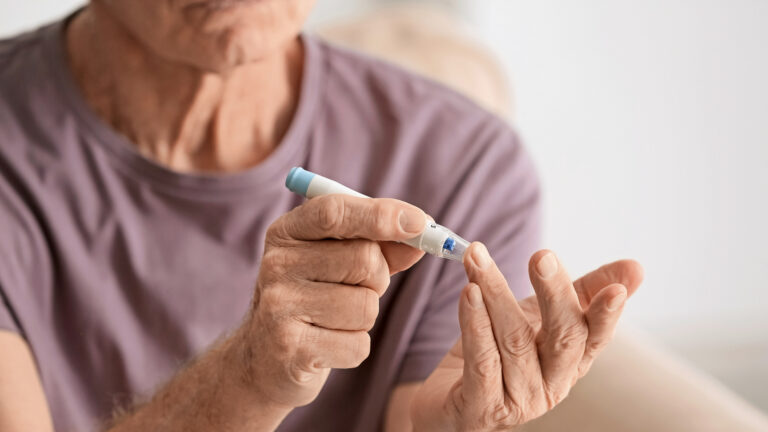 Testosteron-Mangel und Typ-2-Diabetes: Männer mit Typ-2-Diabetes sollten ihren Testosteron-Wert kennen | Foto: Africa Studio – stock.adobe.com