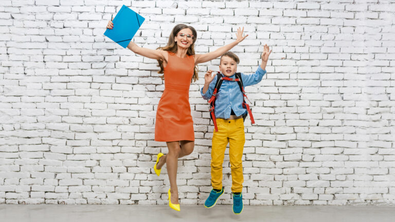 Unterricht, Brotzeit und mehr: Fit für die Schule mit Typ-1-Diabetes | Foto: Kzenon - stock.adobe.com