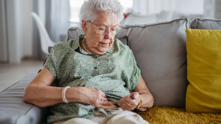 Vorteile und Probleme: Wochen-Insulin bei älteren Menschen | Foto: Halfpoint – stock.adobe.com