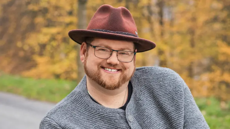 Halt in der Familie: Wie Daniel Kaul die Herausforderung Doppel-Diabetes meistert | Foto: Jennifer Sanchez / MedTriX