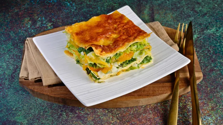 Rezept für Wirsing-Lasagne | Foto: MedTriX/Bernhard und Gabi Kölsch