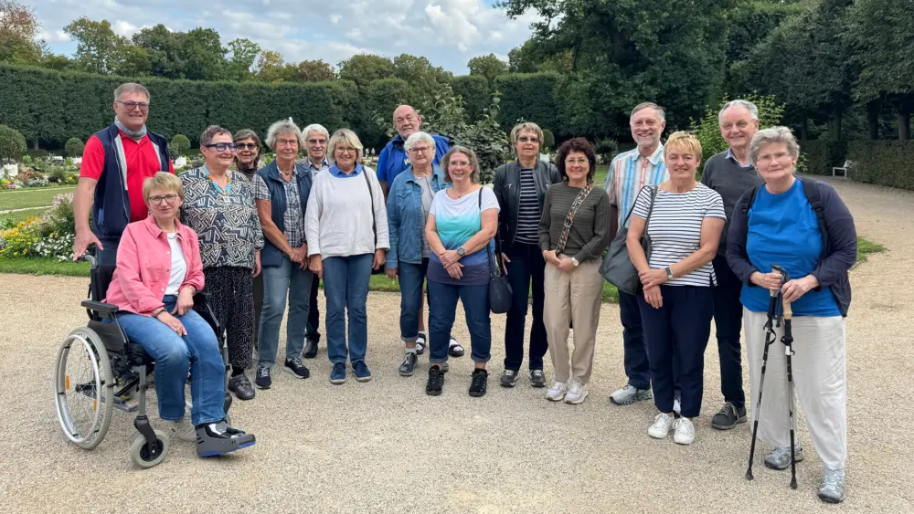 60 Jahre Diabetes – 50 Jahre Mitglied: Frigga Jacobi – von Haferschleimsuppe zur (fast) freien Essensauswahl | Die „Schwabacher Typ 1“ feierten Frigga Jacobi (3.v.l.). | Foto: Diabetikerbund Bayern