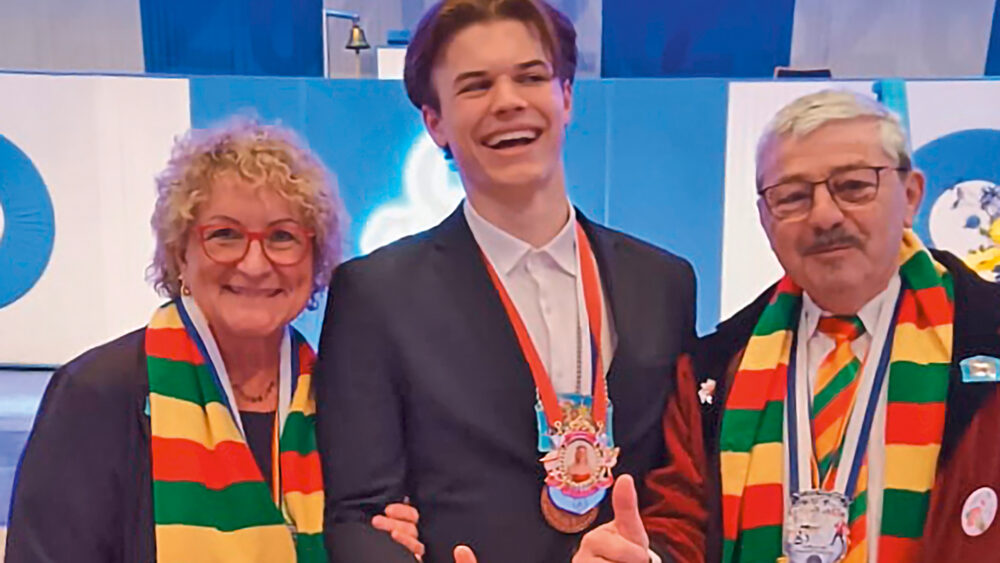 Ehrung im Bürstädter Bürgerhaus: Courage-Orden 2026 für Para-Schwimmer Taliso Engel | Foto: DHE