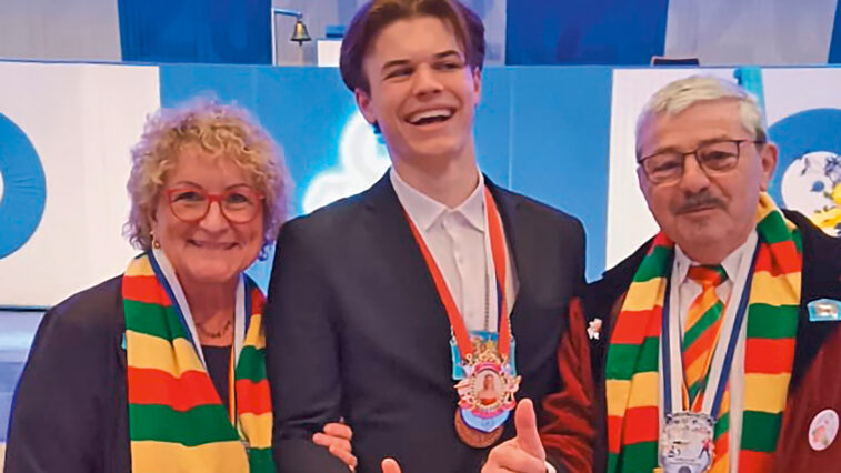 Ehrung im Bürstädter Bürgerhaus: Courage-Orden 2026 für Para-Schwimmer Taliso Engel | Foto: DHE