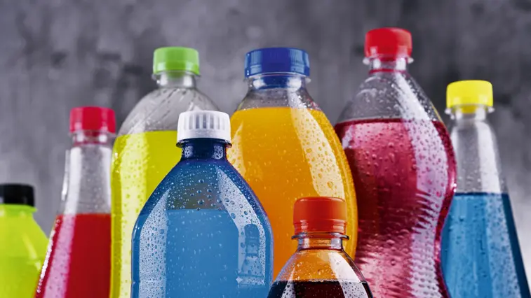 Herstellerabgabe auf Softdrinks: Zuckersüßer Erfolg | Foto: monticellllo – stock.adobe.com
