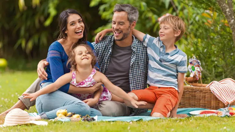 Reise-Proviant, Reste-Verwertung, Picknick: Genießen im Sommer | Foto jackfrog – stock.adobe.com