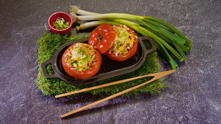 Rezept für Gefüllte Grill-Tomaten | Foto: MedTriX / Bernhard und Gabi Kölsch