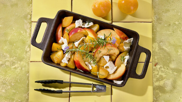 Rezept für Gratinierte Sommer-Früchte | Foto: MedTriX / Bernhard und Gabi Kölsch
