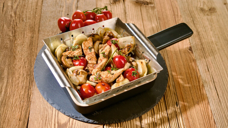 Rezept für Puten-Streifen mit Sommer-Gemüse | Foto: MedTriX / Bernhard und Gabi Kölsch