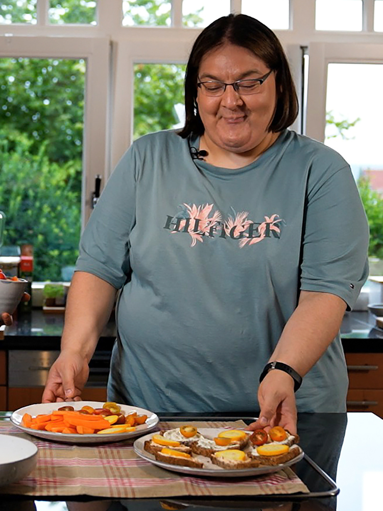 Community-Rezept: Gemüse- Curry von Annika | „Ich koche sehr viel freestyle und probiere gern Neues aus. Da ich ein großer Fan der asiatischen Küche bin, habe ich mein Gemüse-Curry als Rezept ausgewählt.“, sagt Annika zu ihrem Rezept. | Foto: Christian Duda/MedTriX
