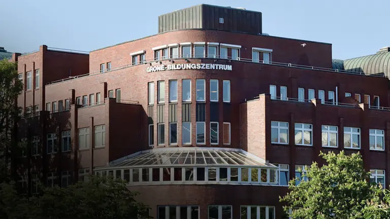Informationen und Erfahrungen: DiabetesHilfe Nord Zu Besuch in der Grone-Schule Hamburg | Foto: Stiftung Grone-Schule