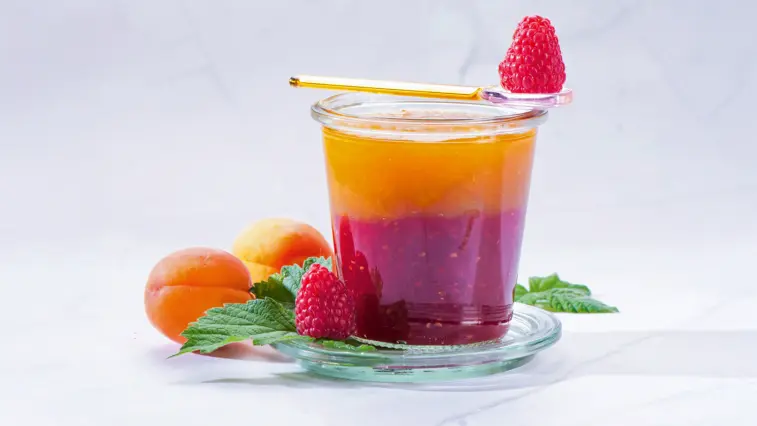 Rezept für Aprikosen-Himbeer-Schichtmarmelade | Foto - MedTriX / Bernhard und Gabi Kölsch