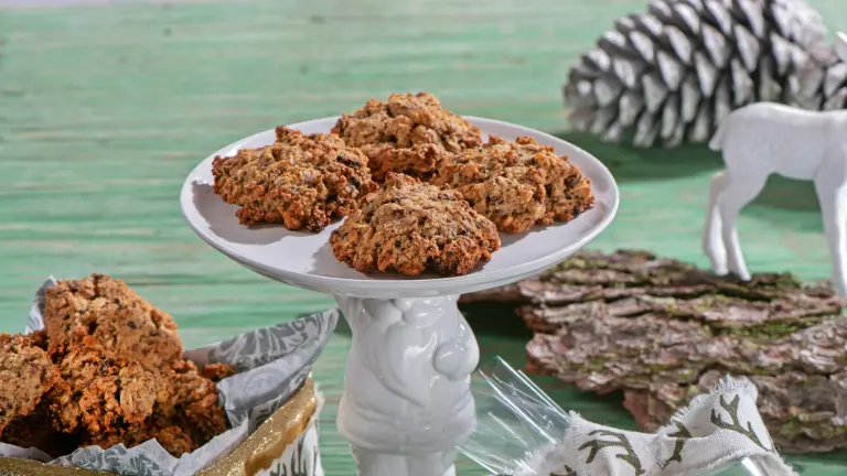 Rezept für Ingwer-Hafer-­Nuss-Cookies | Foto: MedTriX / Bernhard und Gabi Kölsch