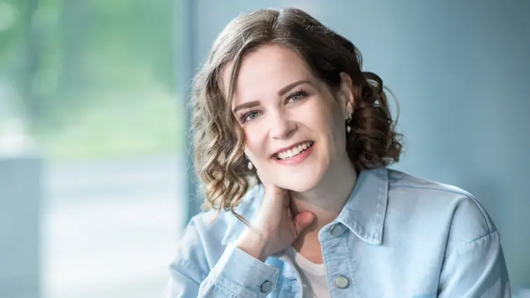 Laura Heyn im Interview: Mit Diabetes gelassen und selbstbestimmt sein | Foto: Jennifer Sanchez / MedTriX