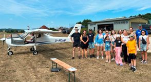 Ein Sonntag, der Herzen höher schlagen ließ: ein unvergesslicher Tag für die Diakids am Flugplatz Burgebrach | Foto: Annika Biermann