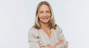 Hinter die Dinge schauen: Kinder-Diabetologin und Coach Dr. Katja Schaaf im Interview | Foto: Dennis Blechner