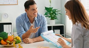 Nachgefragt Recht | Nur in besonderen Situationen: Mehrkosten für Ernährung geltend machen | Foto: New Africa - stock.adobe.com