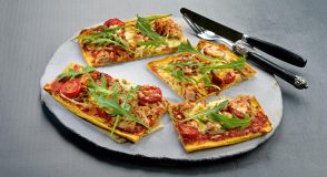 Rezept für Blumenkohl-Pizza | Foto: MedTriX / Bernhard und Gabi Kölsch