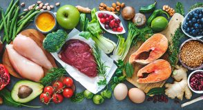Wissenschaftlicher Blick auf Ernährungstrends: Intervallfasten, Low Carb oder Vegan bei Diabetes | Foto: Alexander Raths – stock.adobe.com