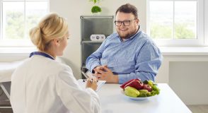 Worauf bezüglich der Ernährung bei einer Inkretin-Therapie zu achten ist | Foto: Studio Romantic – stock.adobe.com